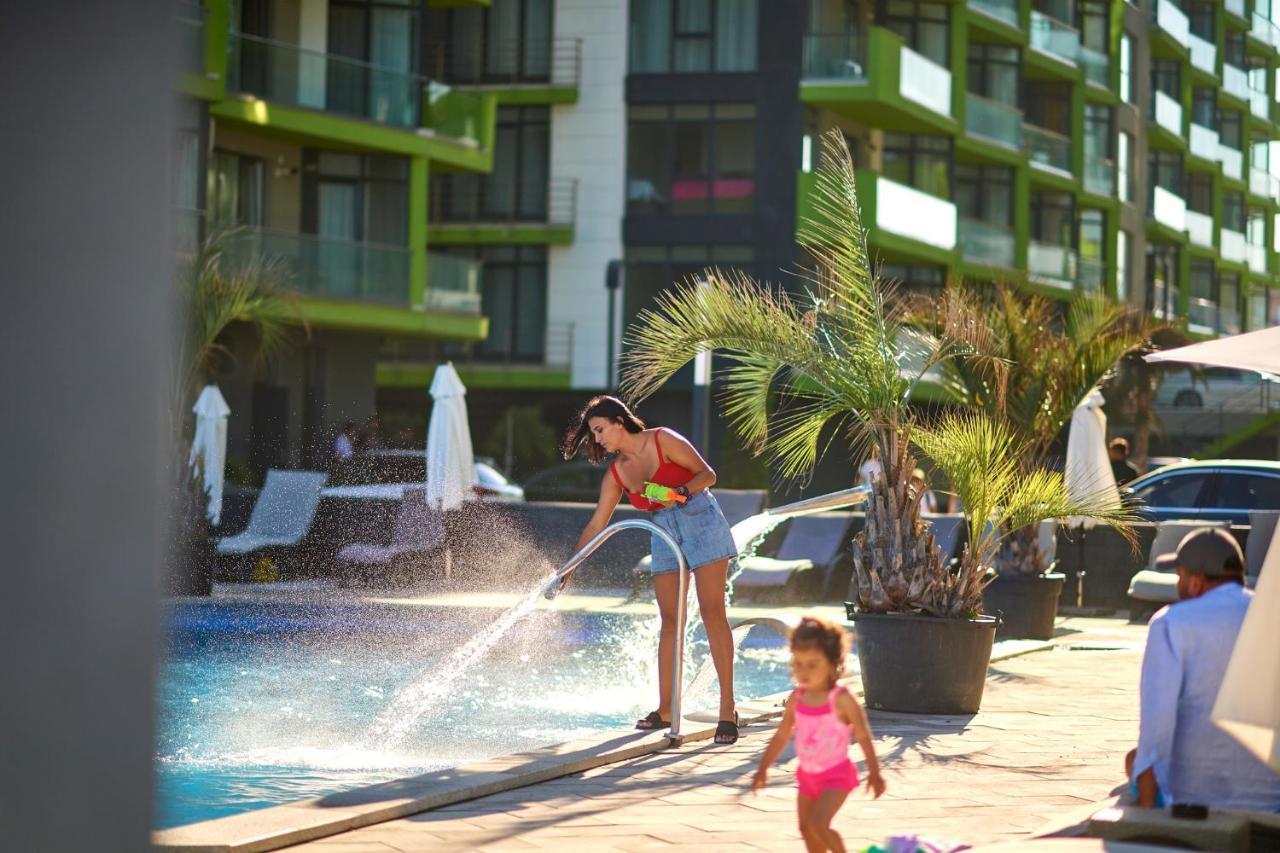 Sunfest Aparthotel Pool & Spa Mamaia Nord Năvodari Εξωτερικό φωτογραφία